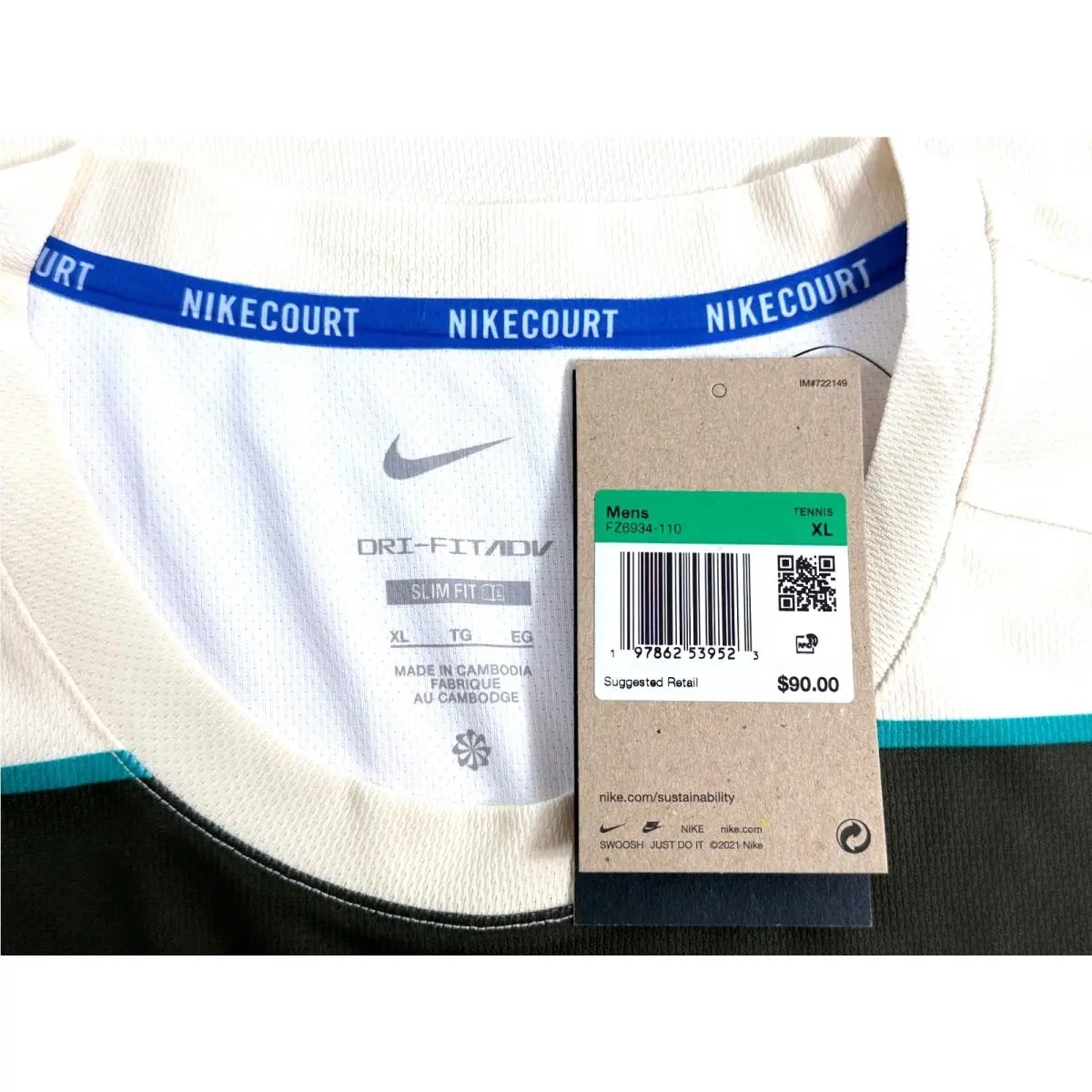 Nike clothing - Nike Dri-Fit - FZ6934-110 - Ivory 4