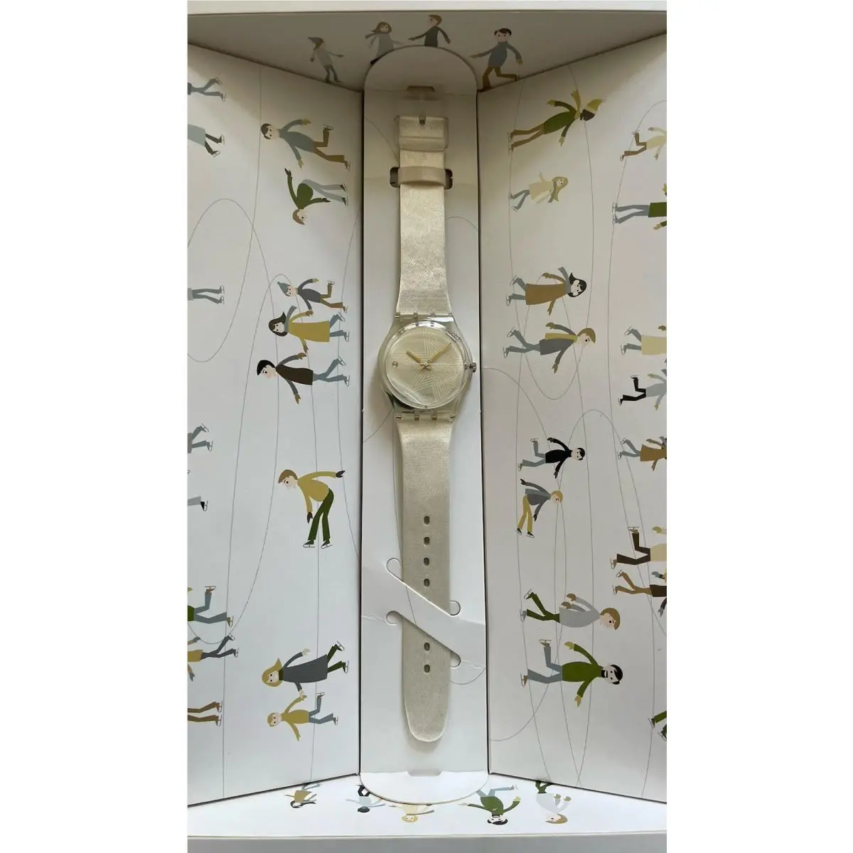 Swatch Snow Dance GZ232S 2010 Standard Gents 34mm Christmas Special Pack Nos