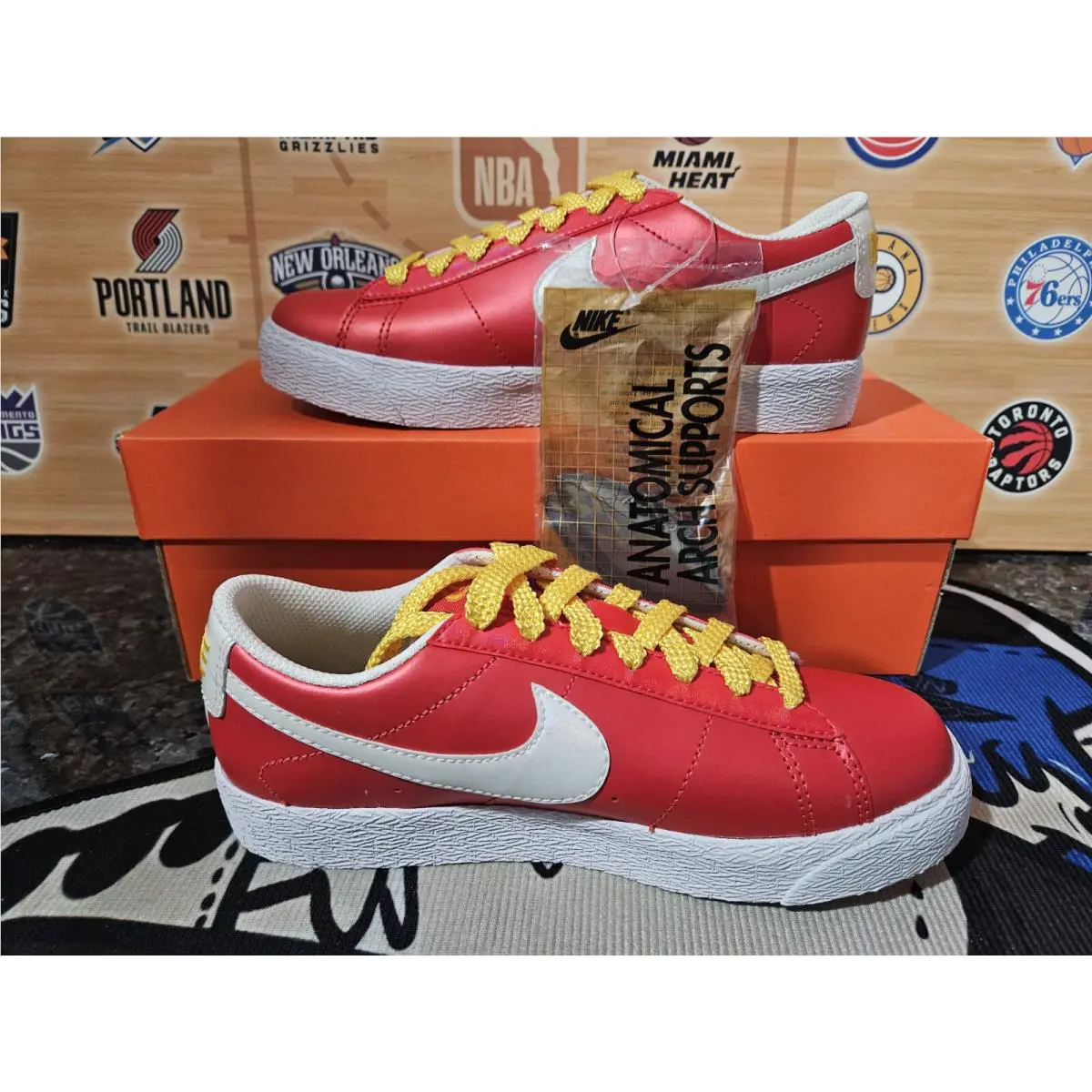 Nike shoes - Nike Blazer Low Premium - Blazer Low Premium - 327597 611 - Red, Manufacturer: Comet Red / White - Yellow (UPC: 640135567599) 0