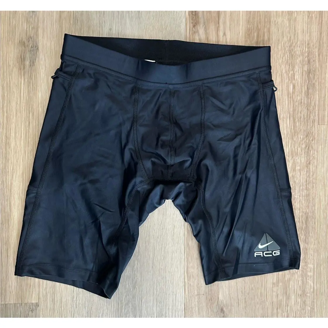 Nike clothing - Black (UPC: 197863318653) 2