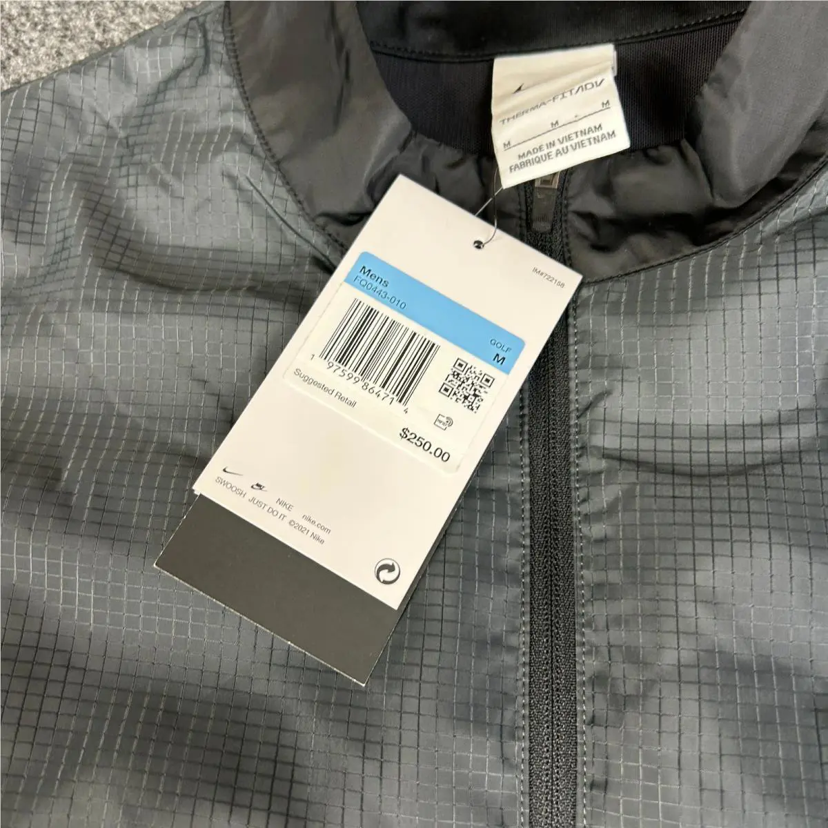 Nike clothing - Nike Therma Fit Jacket - Therma Fit Jacket - Black (UPC: 197599864714) 3