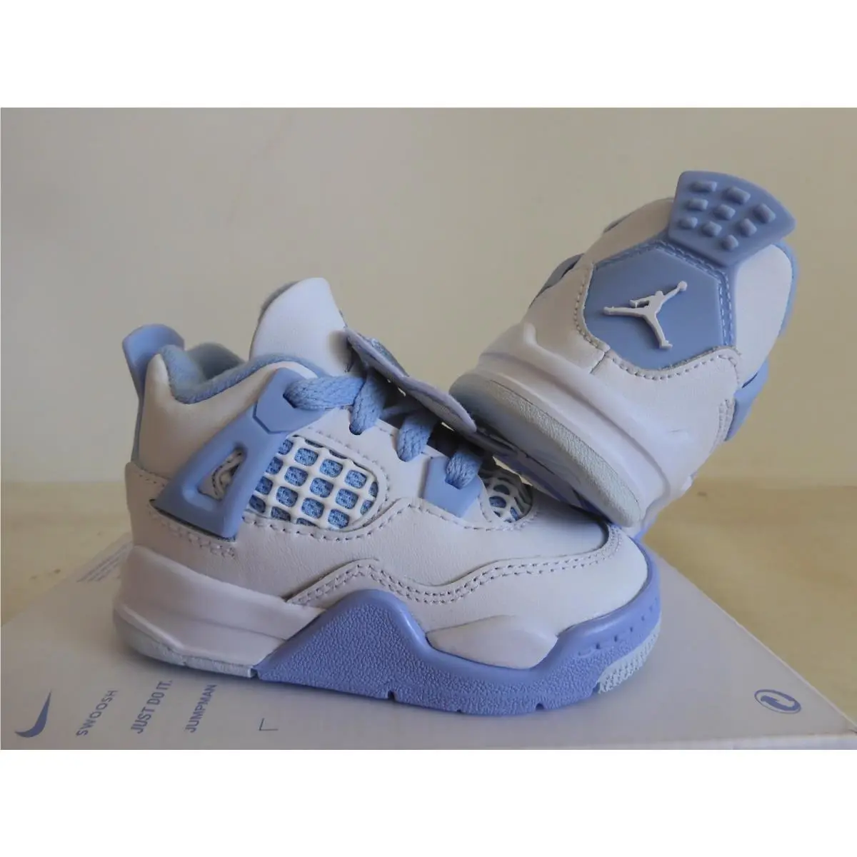 Nike shoes - Air Jordan 4 - Air - White (UPC: 197863026190) 1