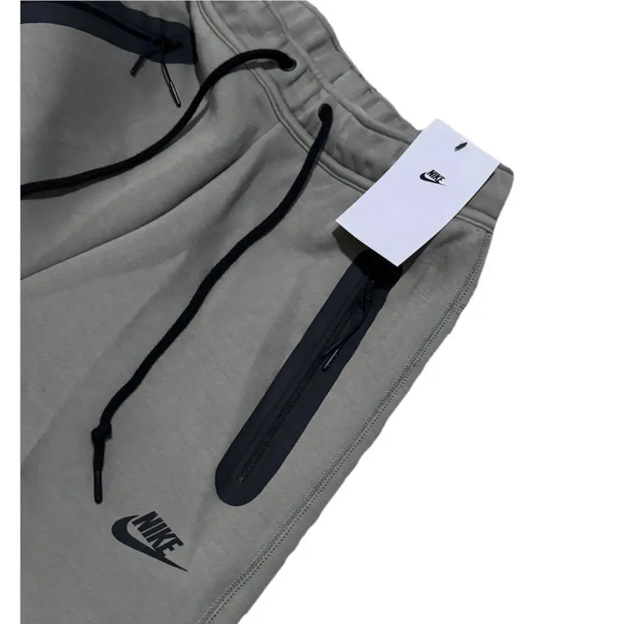 Nike clothing - Nike Tech Fleece - Tech Fleece - Hj6533-320 - Light Army/Black 2
