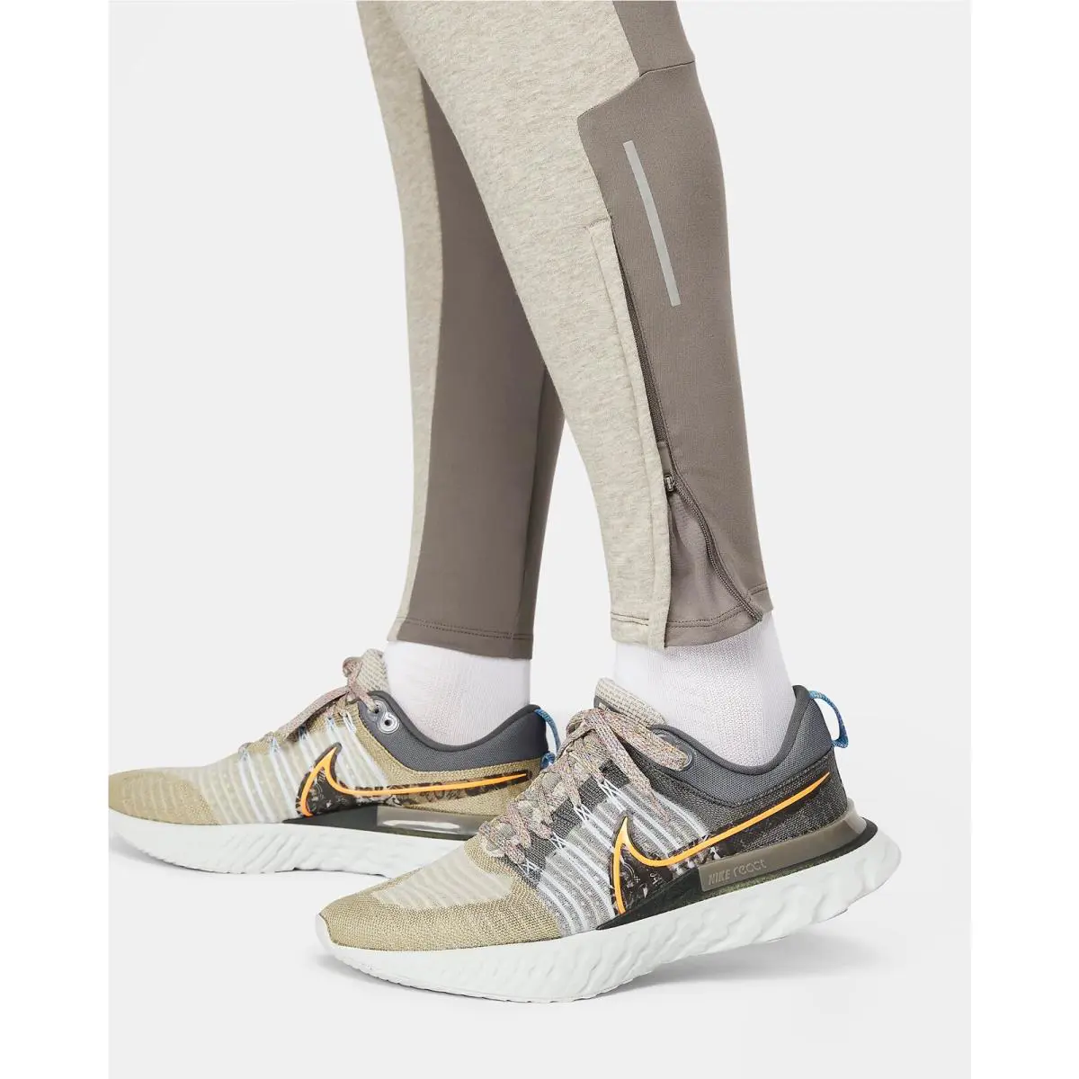 Nike clothing - DM4630 010 - Cave Stone/Pure/Cave Stone 5