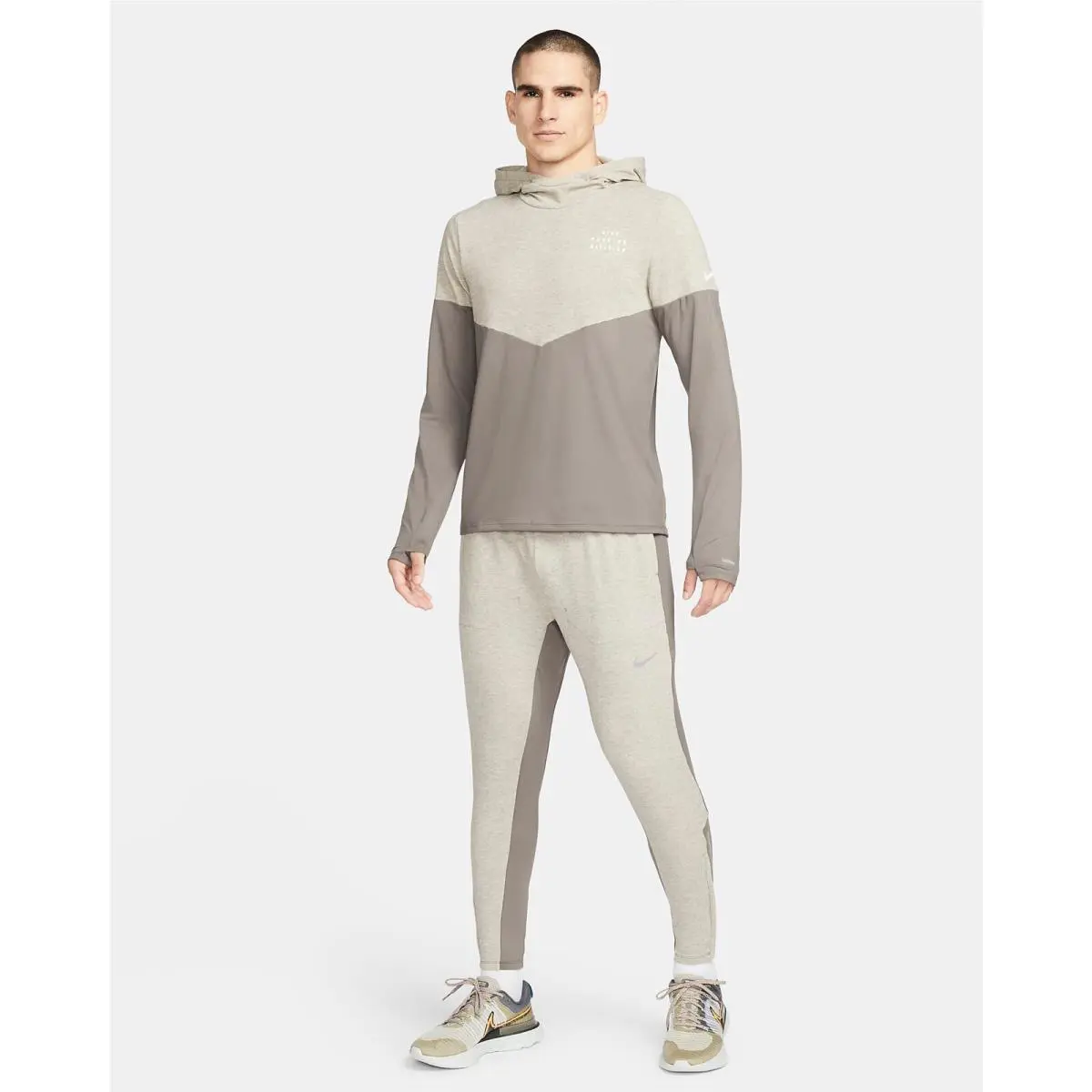 Nike clothing - DM4630 010 - Cave Stone/Pure/Cave Stone 6
