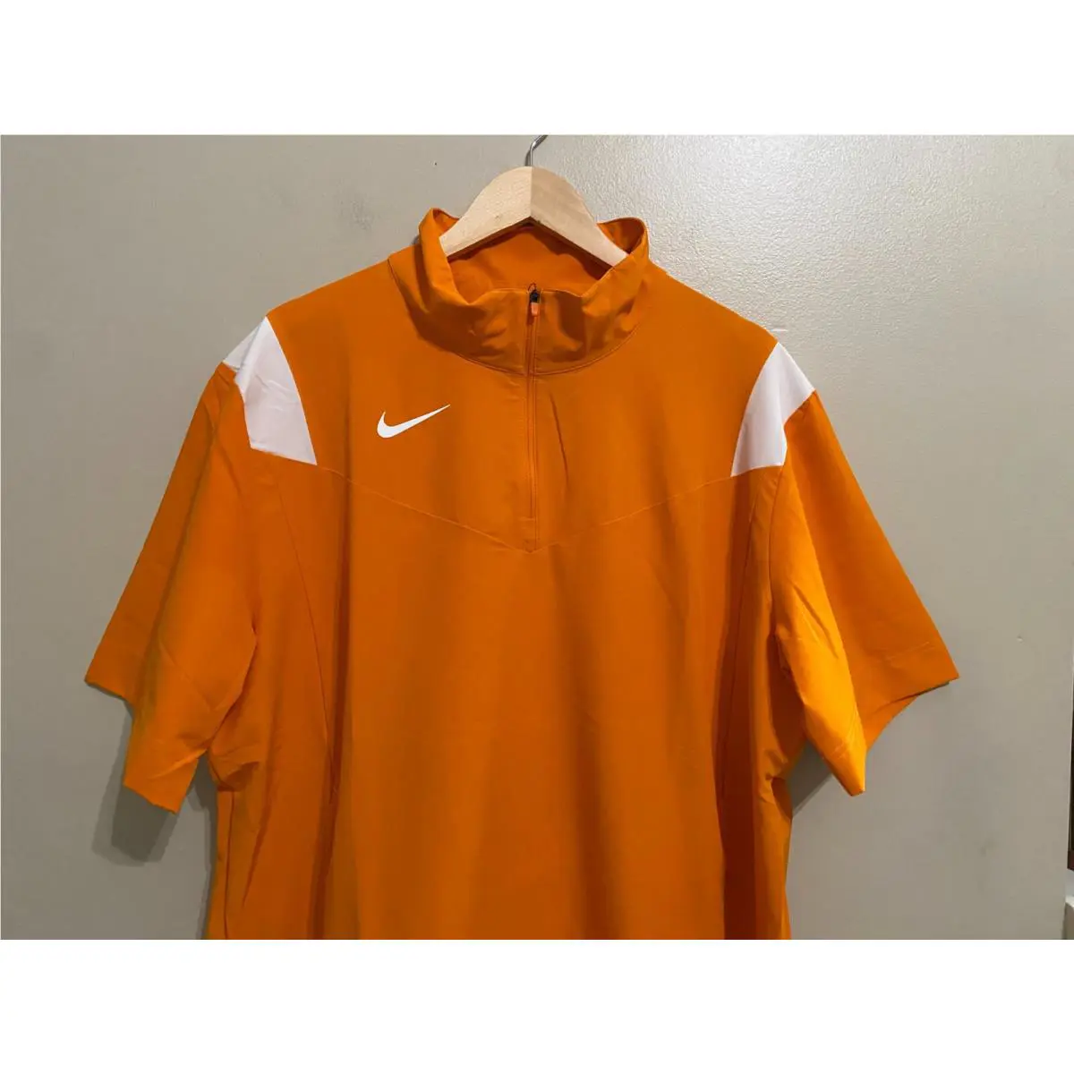 Nike clothing - DJ5113-873 - DJ5113-873 - Orange (UPC: 0195868420012) 1