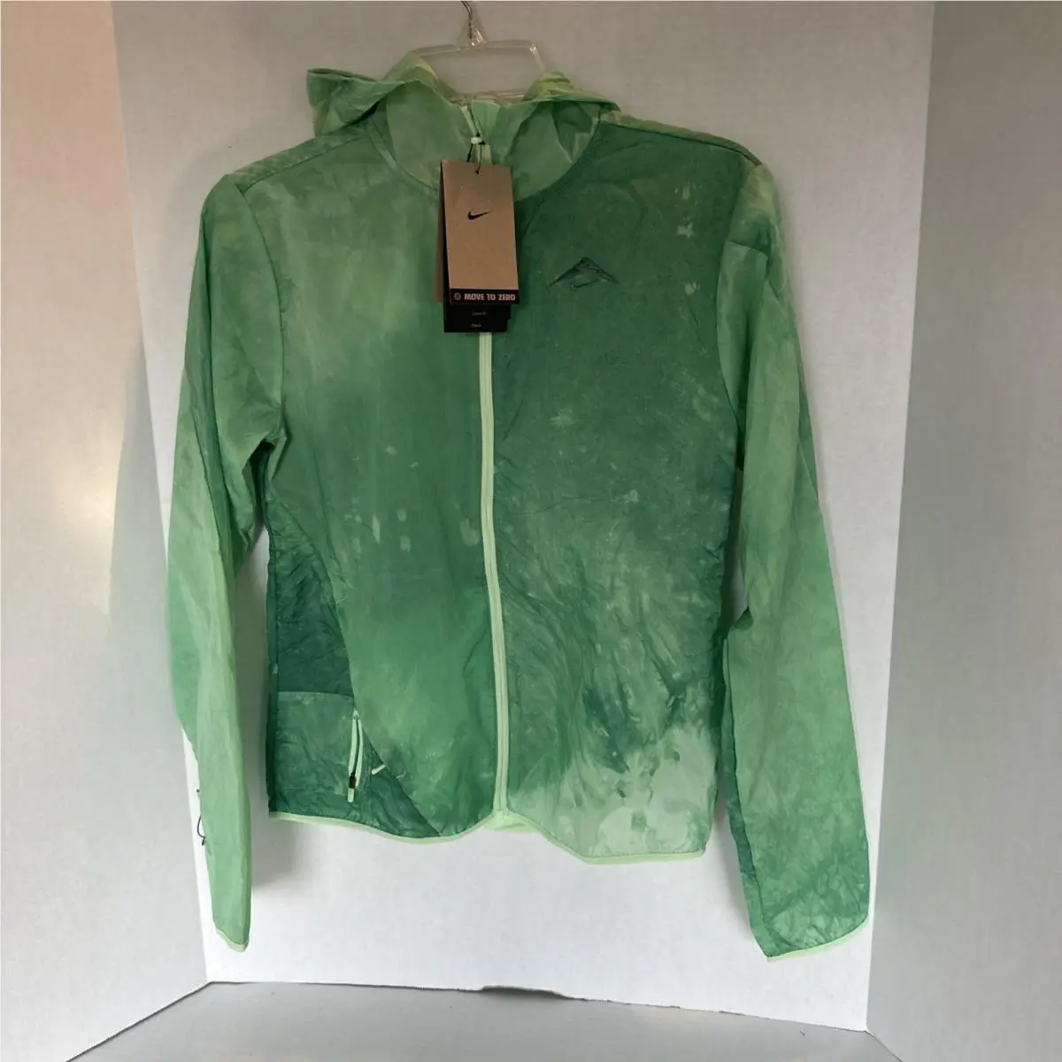 Nike clothing - Nike Trail Repel - Trail Repel - FN6853376 - Green (UPC: 197594993792) 0