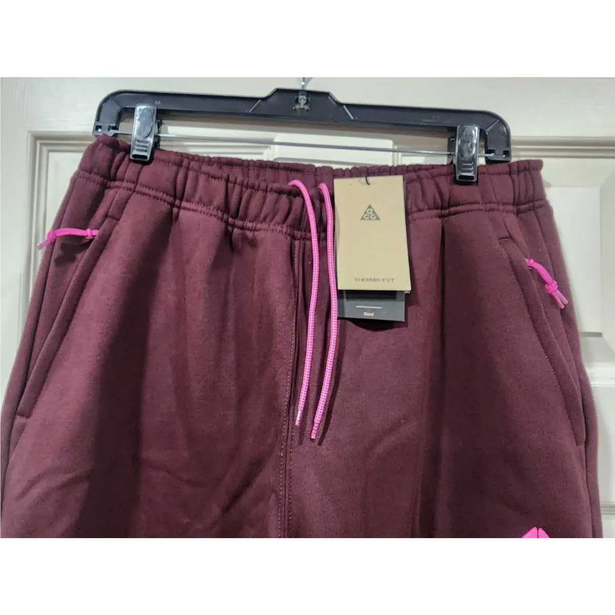 Nike clothing - Burgundy (UPC: 197600941311) 1
