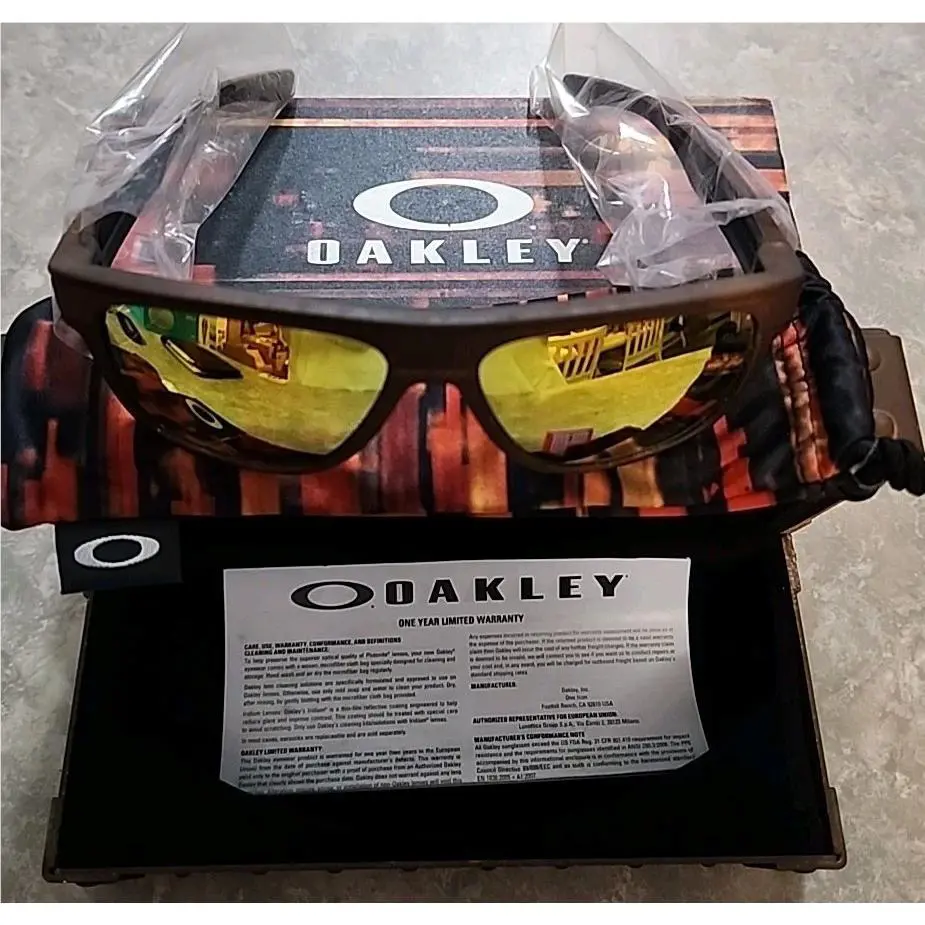 Limited Oakley Breadbox 9199-13-56 Rust Decay / Fire Iridium Polarized