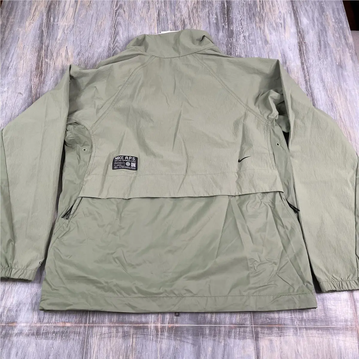 Nike clothing - Nike ADV APS - ADV APS - DX0930386 - Green 2