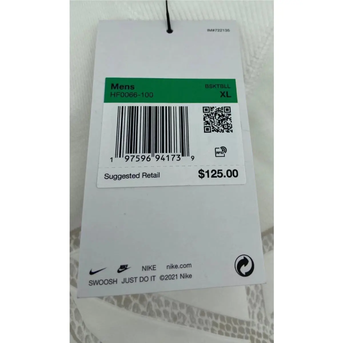 Nike clothing - White (UPC: 197596941739) 11