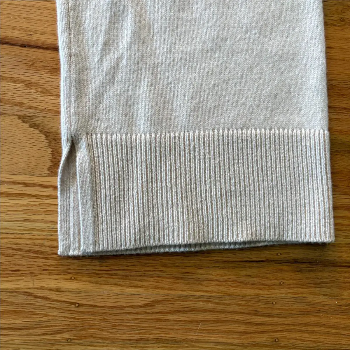 Lululemon clothing - Beige 2