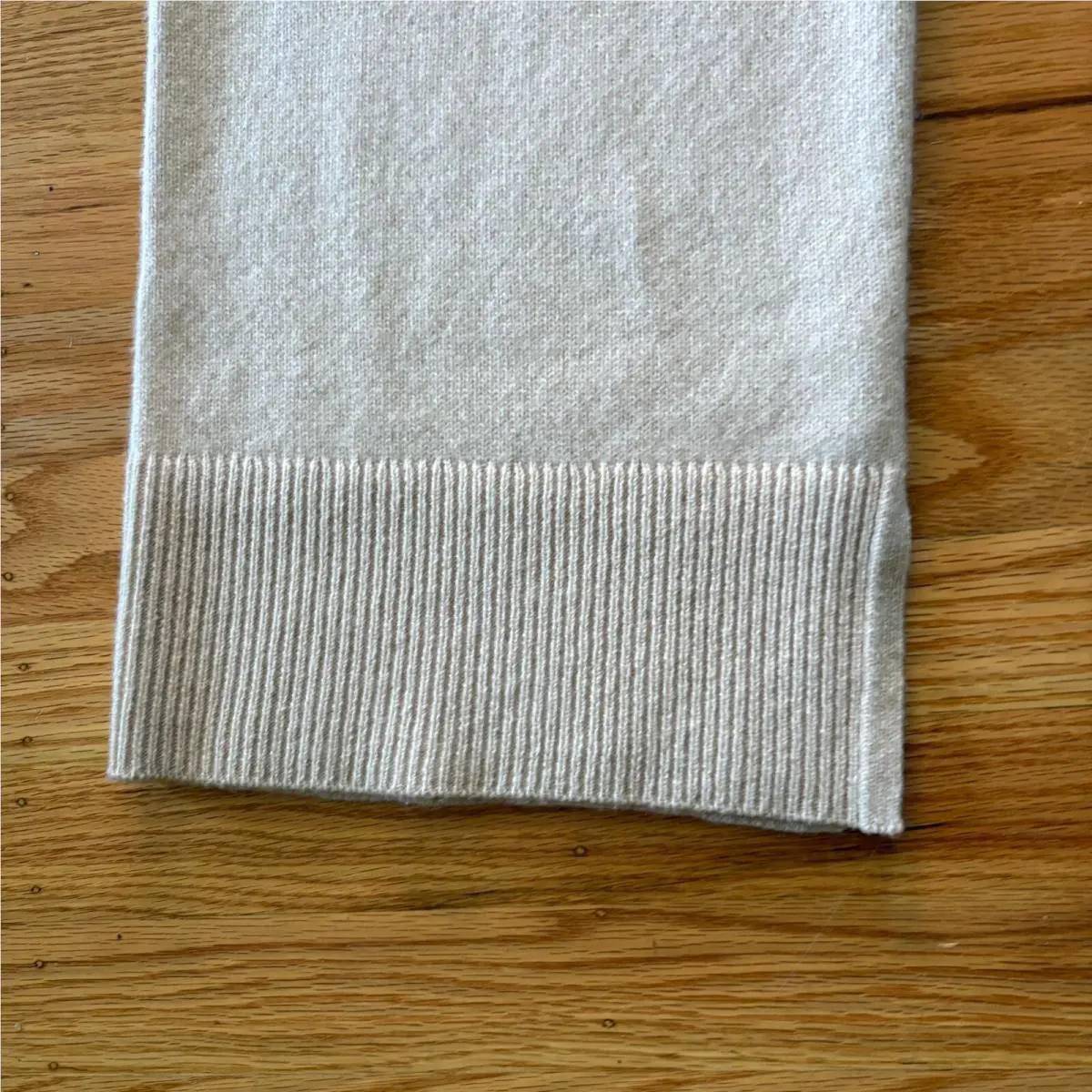 Lululemon clothing - Beige 3