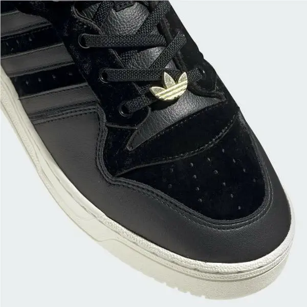 Adidas shoes  - Multicolor 22