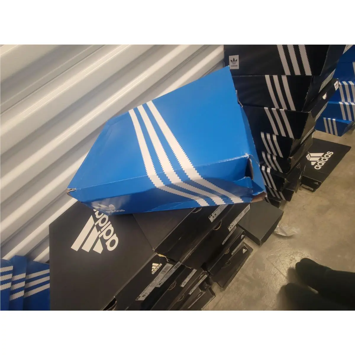 Adidas shoes  - Multicolor 25