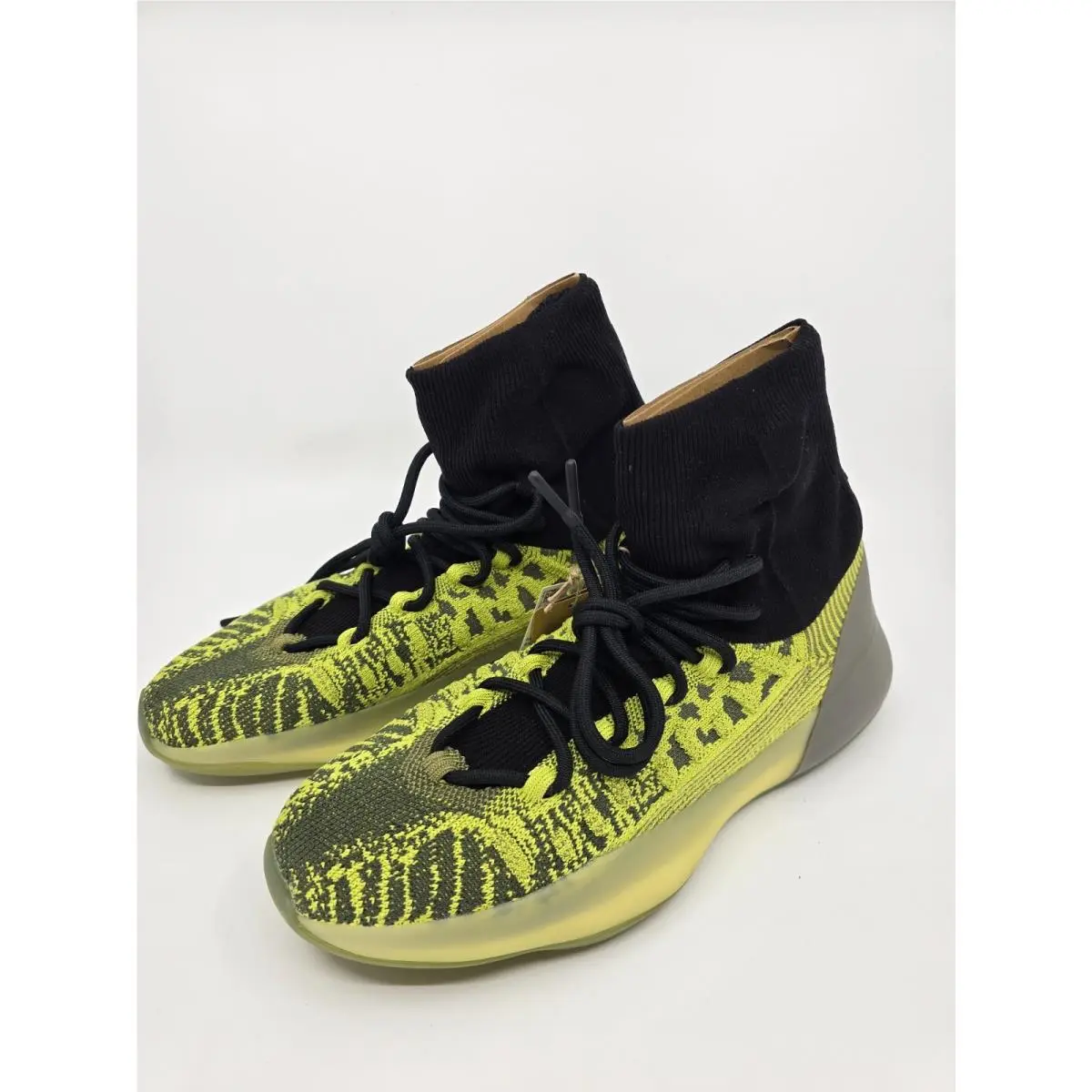 Adidas shoes - adidas Yeezy Basketball - Yeezy Basketball - HR0811 - Yellow 2