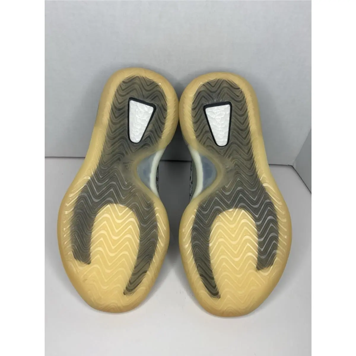 Adidas shoes - adidas Yeezy QNTM - Yeezy QNTM - GY7926 - Blue 9