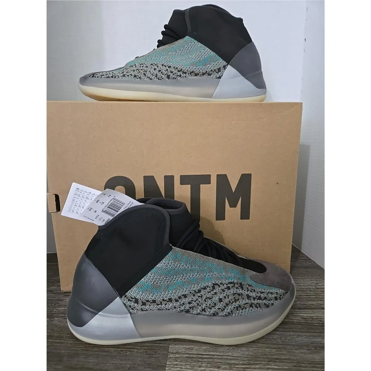 Yeezy Quantum Sea Teal Sz 10 by Adidas