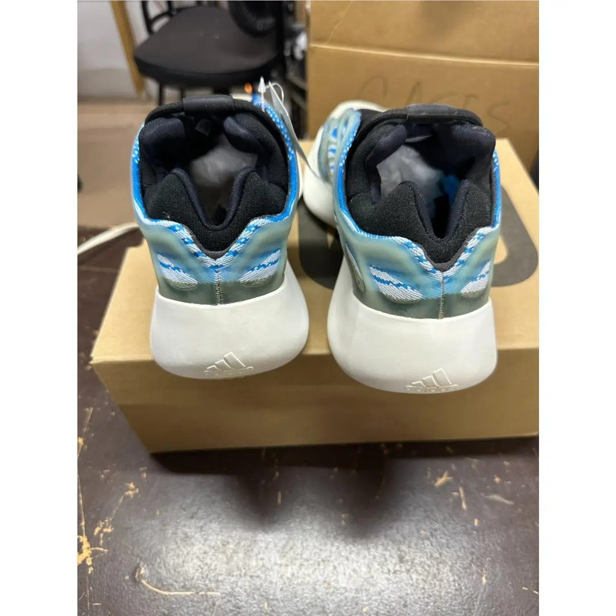 Adidas shoes - adidas Yeezy 700 V3 - Yeezy - G54850 - Blue 4
