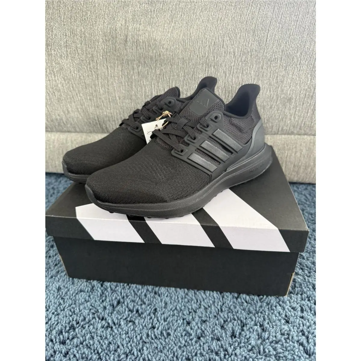 Adidas Ultradream Dna Women`s Size 6 Athletic Shoes Black Casual Sneakers