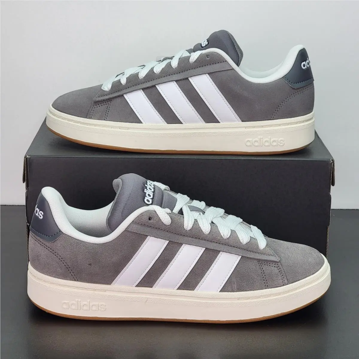 Adidas Grand Court Men`s Size 11 Athletic Shoes Gray White Casual Sneakers