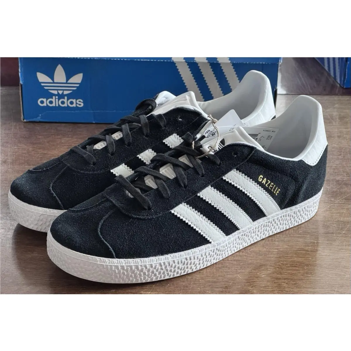 Youth Size 5 Adidas Gazelle J Women’s Size 6 Black White BB2502