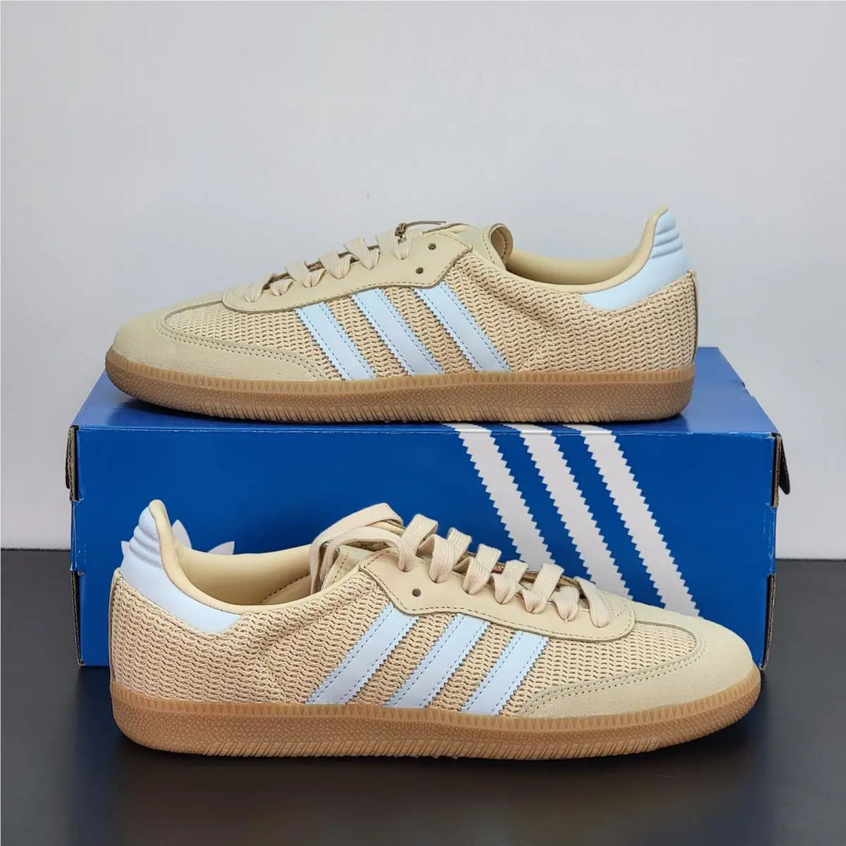 Adidas Samba OG Women`s Size 9.5 Athletic Shoes Tan Purple Casual Sneakers