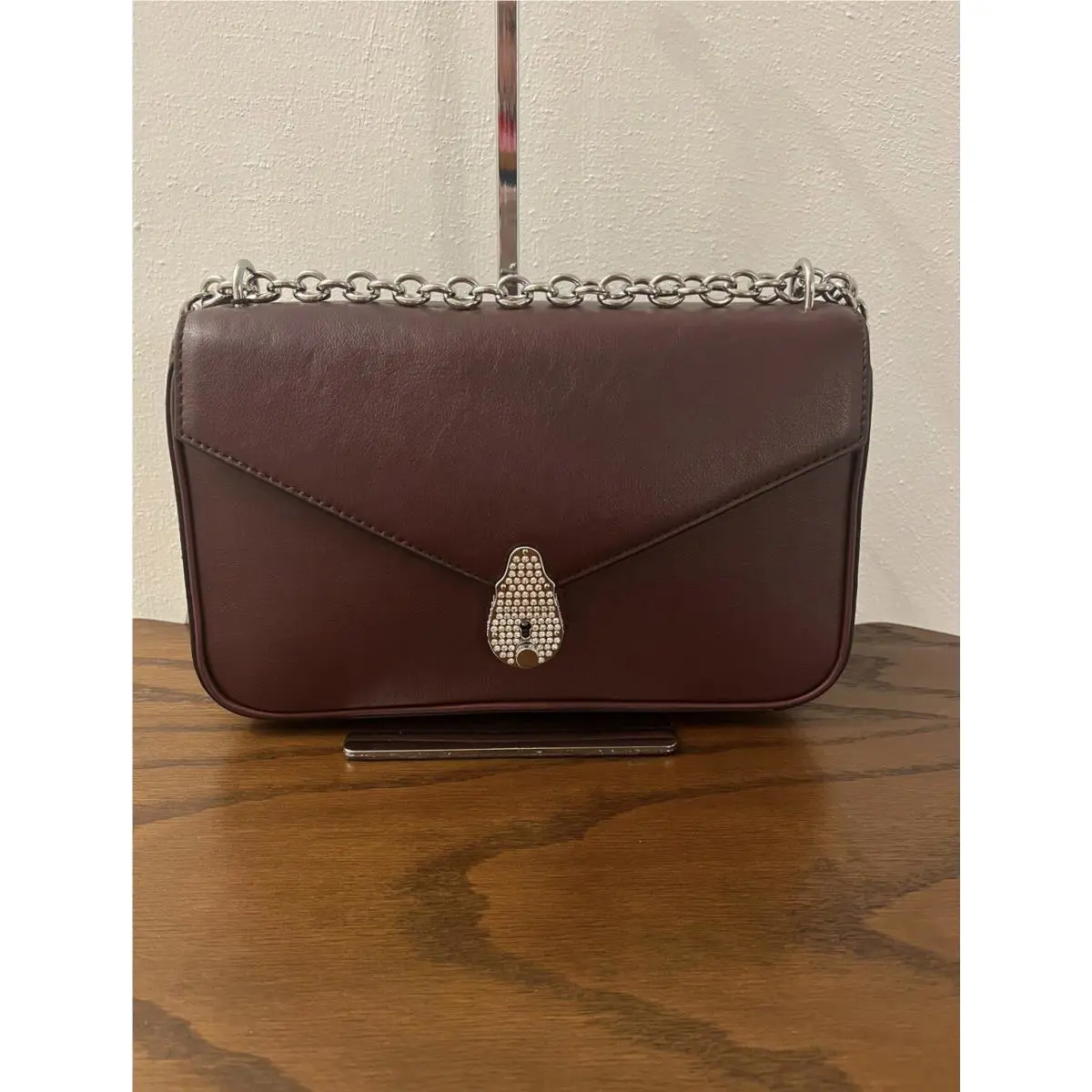 Calvin Klein Lock Leather Shoulder Bag / Oxblood /