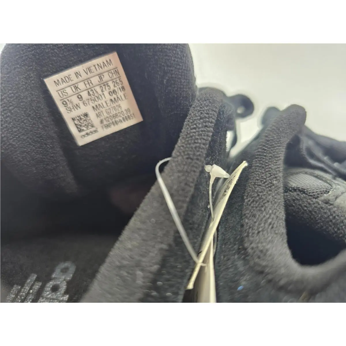 Adidas shoes - adidas Yung-1 - BLACK 6