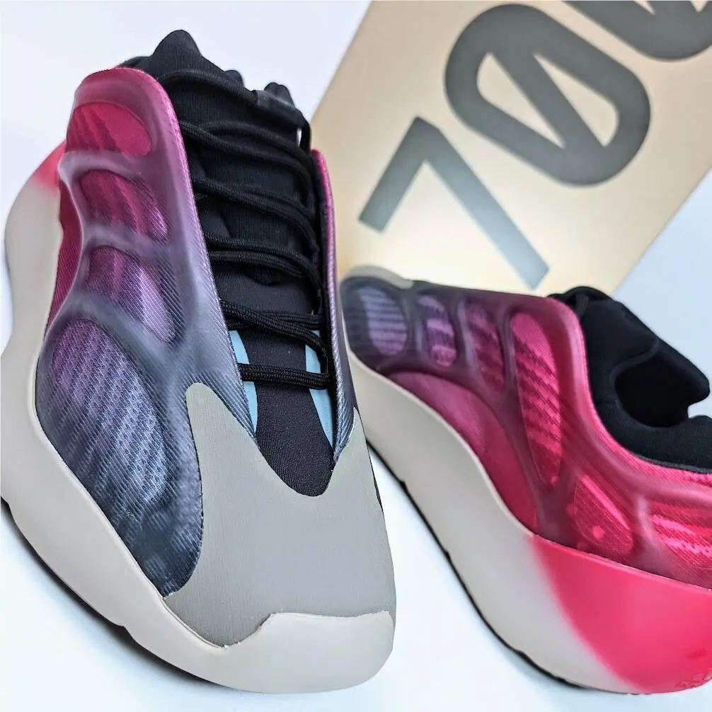 Adidas shoes - adidas Yeezy 700 V3 - Yeezy - GW1814 - Fade Carbon 5