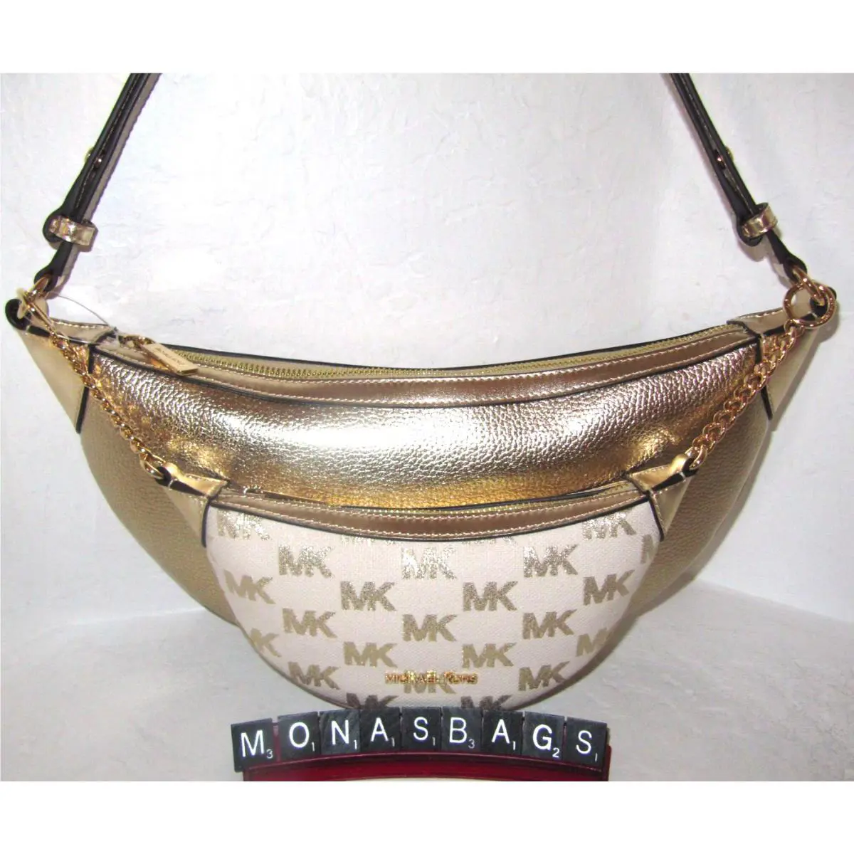 Michael Kors Hollis Medium 2-in-1 Pebbled Leather Logo Shoulder Bag