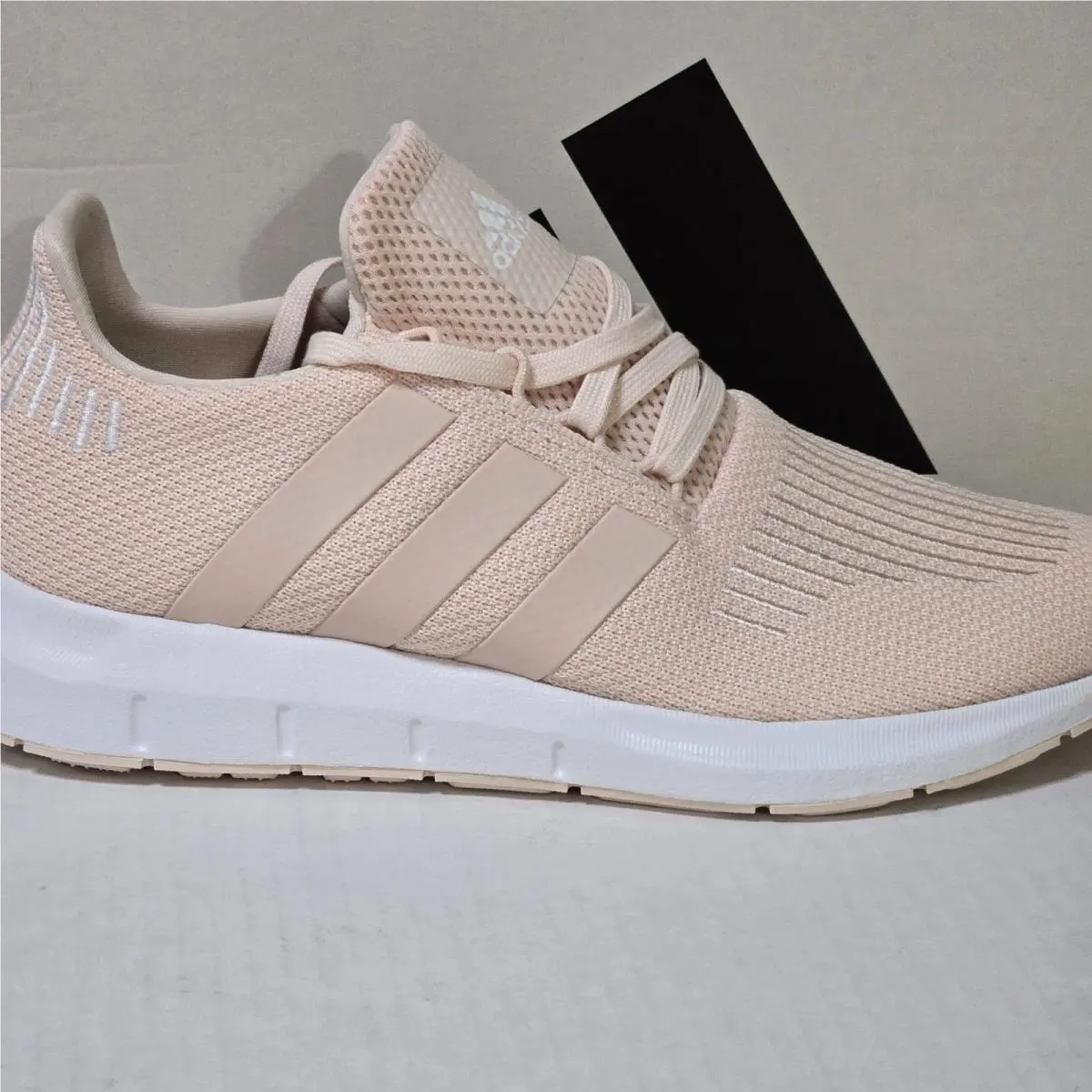 Adidas Women’s Running Shoes Sneakers Size 8.5 Pink Wonder Quartz Swift Run 1.0