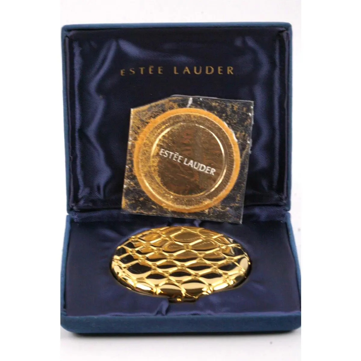 Estee Lauder Golden Alligator Compact Moisture Balanced Face Powder Ecru 01