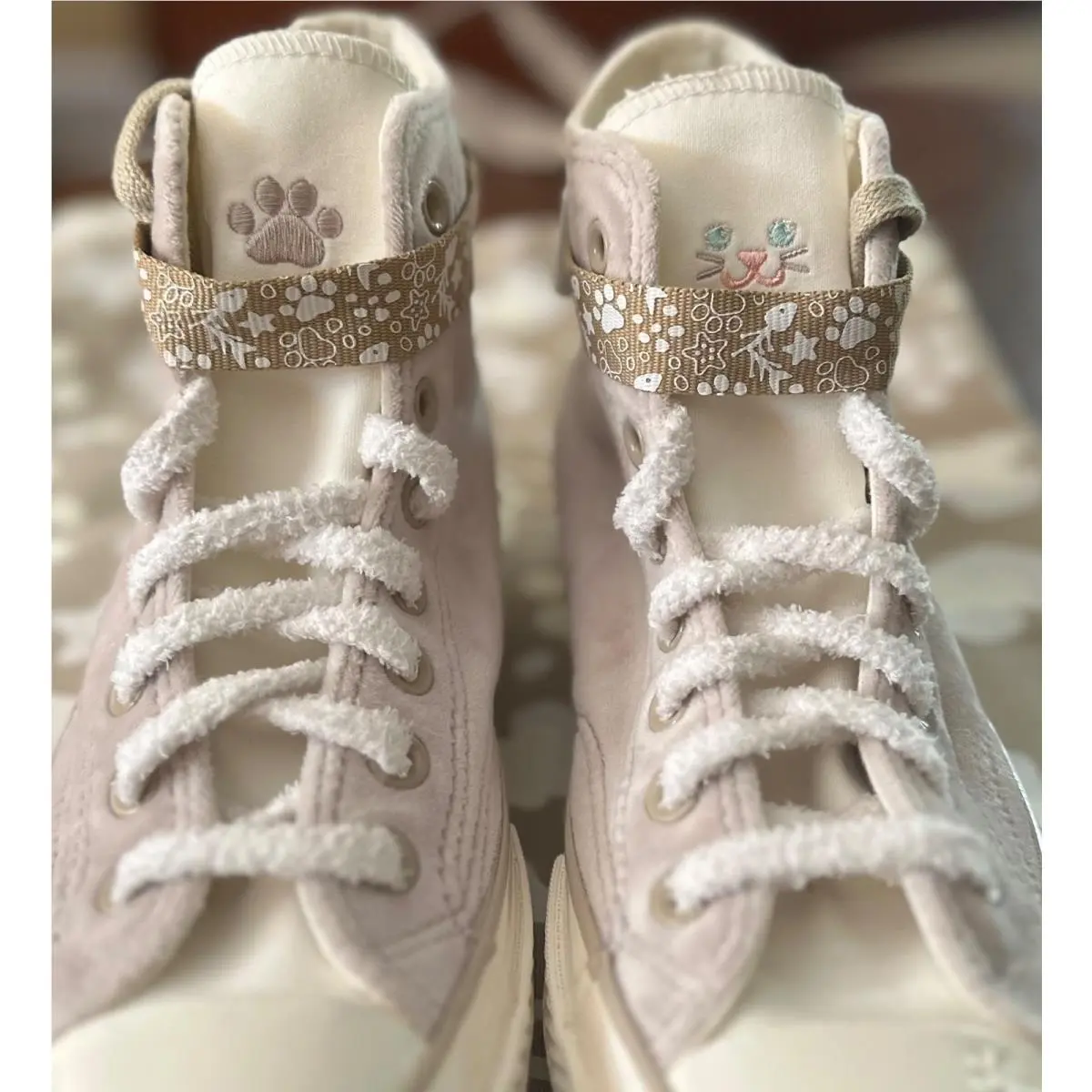 Converse shoes - Converse Cat Inspired - Cat Inspired - A08160C - Beige 0