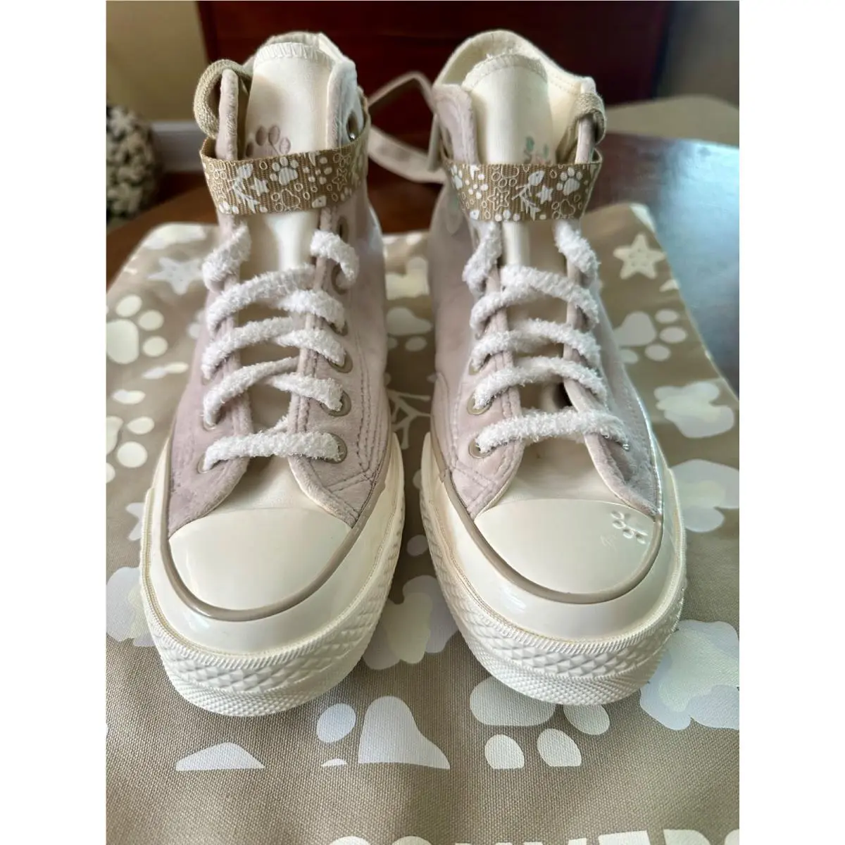 Converse shoes - Converse Cat Inspired - Cat Inspired - A08160C - Beige 1