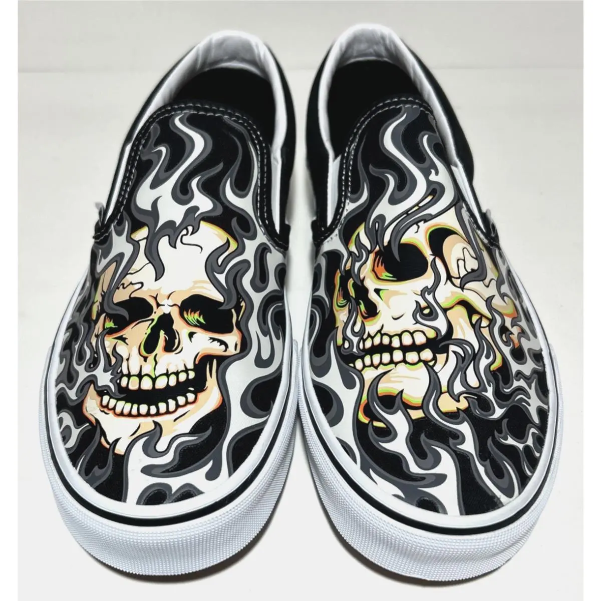 Vans shoes - VANS Classic Slip-On Flame Skull - VN0009Q7BMX - Black 2