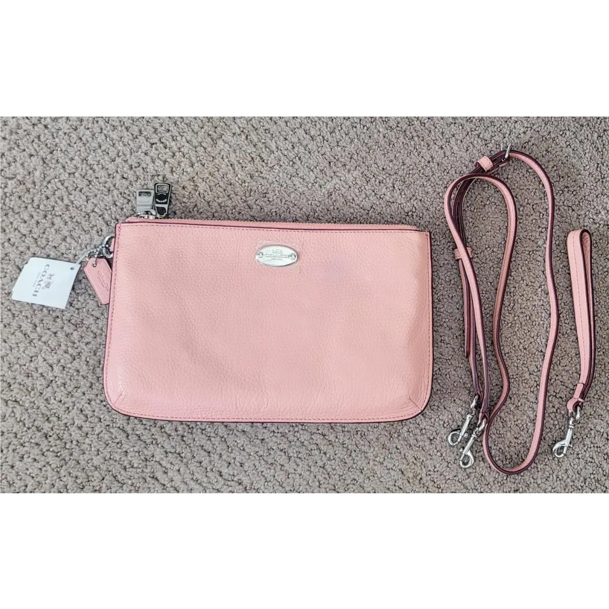 Coach Leather 4-WAY Crossbody/shoulder/clutch/wristlet Bag Medium Pink
