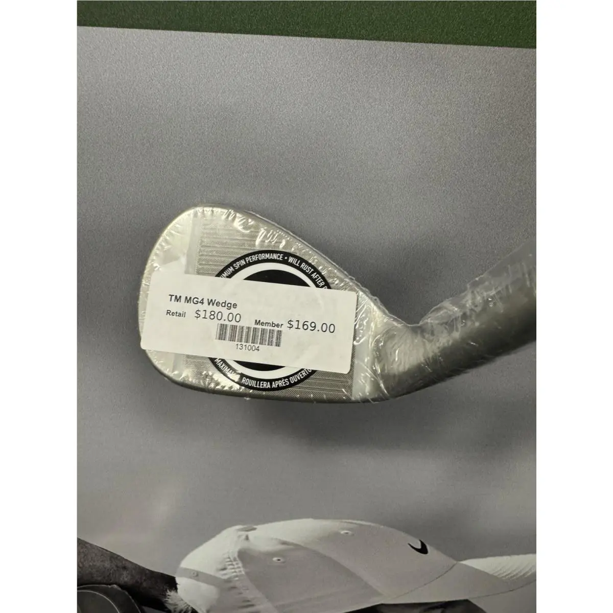 TaylorMade  - True Temper Dynamic Gold 115 Tour Issue - Gold (UPC: 499010265101) 1