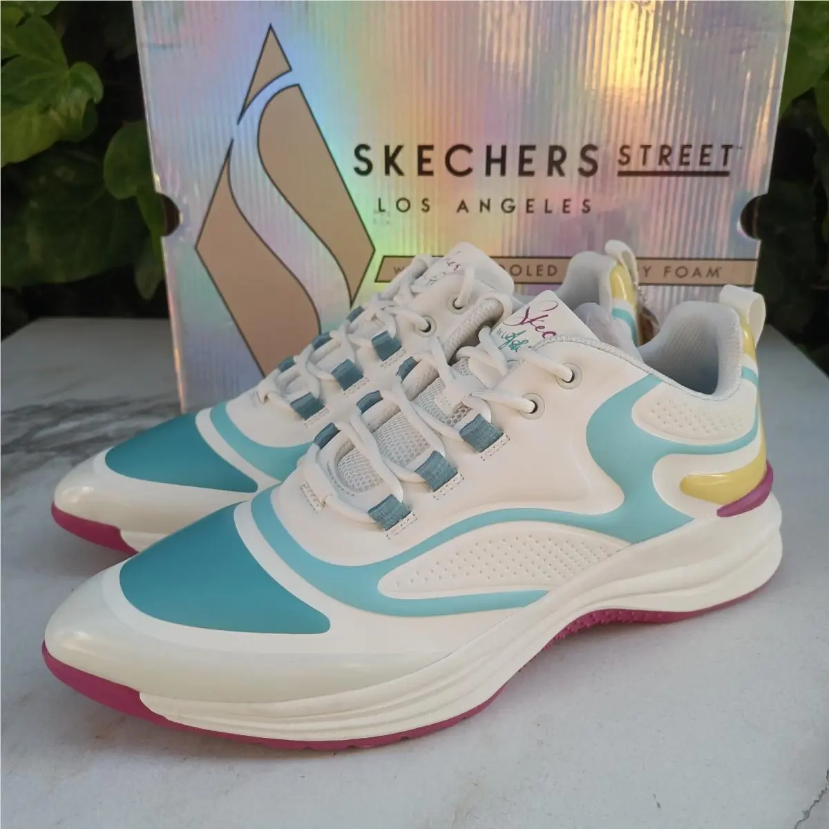 Skechers shoes - Point It - Point - White 2