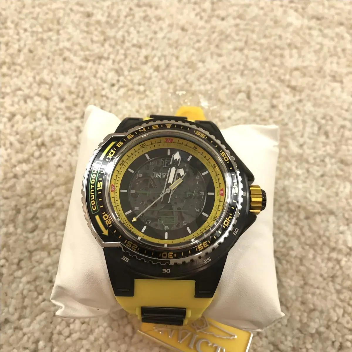 Invicta Aviator Crosswind Chronograph Quartz Black Yellow Watch 44691 53.5mm