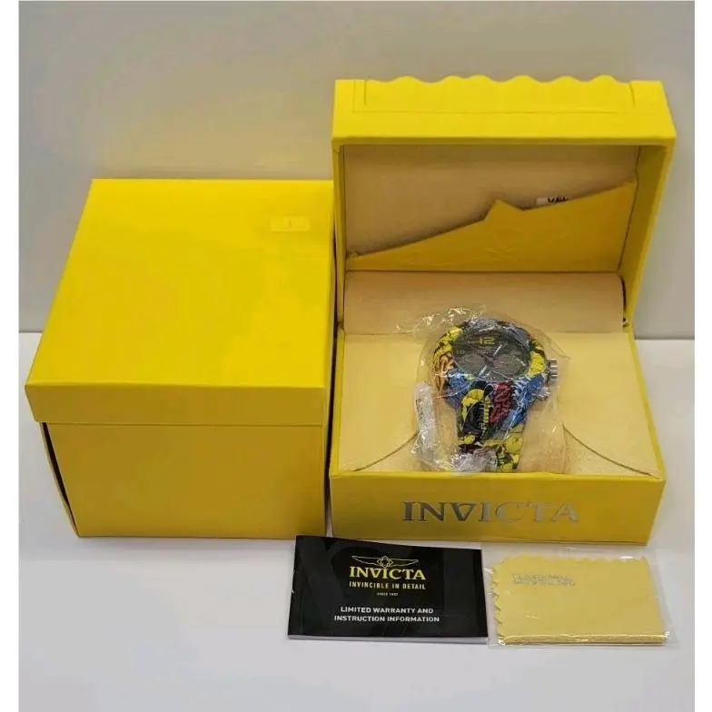 Invicta Pro Diver Zager Exclusive Model 36774 Men`s Watch Quartz Collector