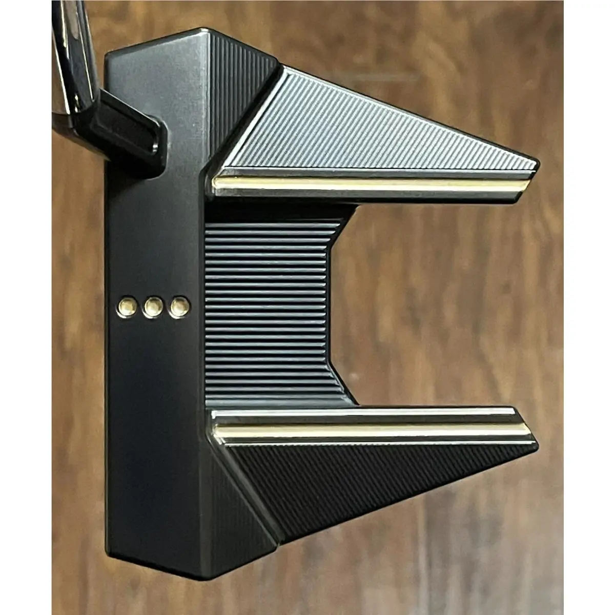 Scotty Cameron  - Phantom 7.5 - 2025 - Xtreme Dark Finish - DLC - Gold, Lie Angle: Black 4