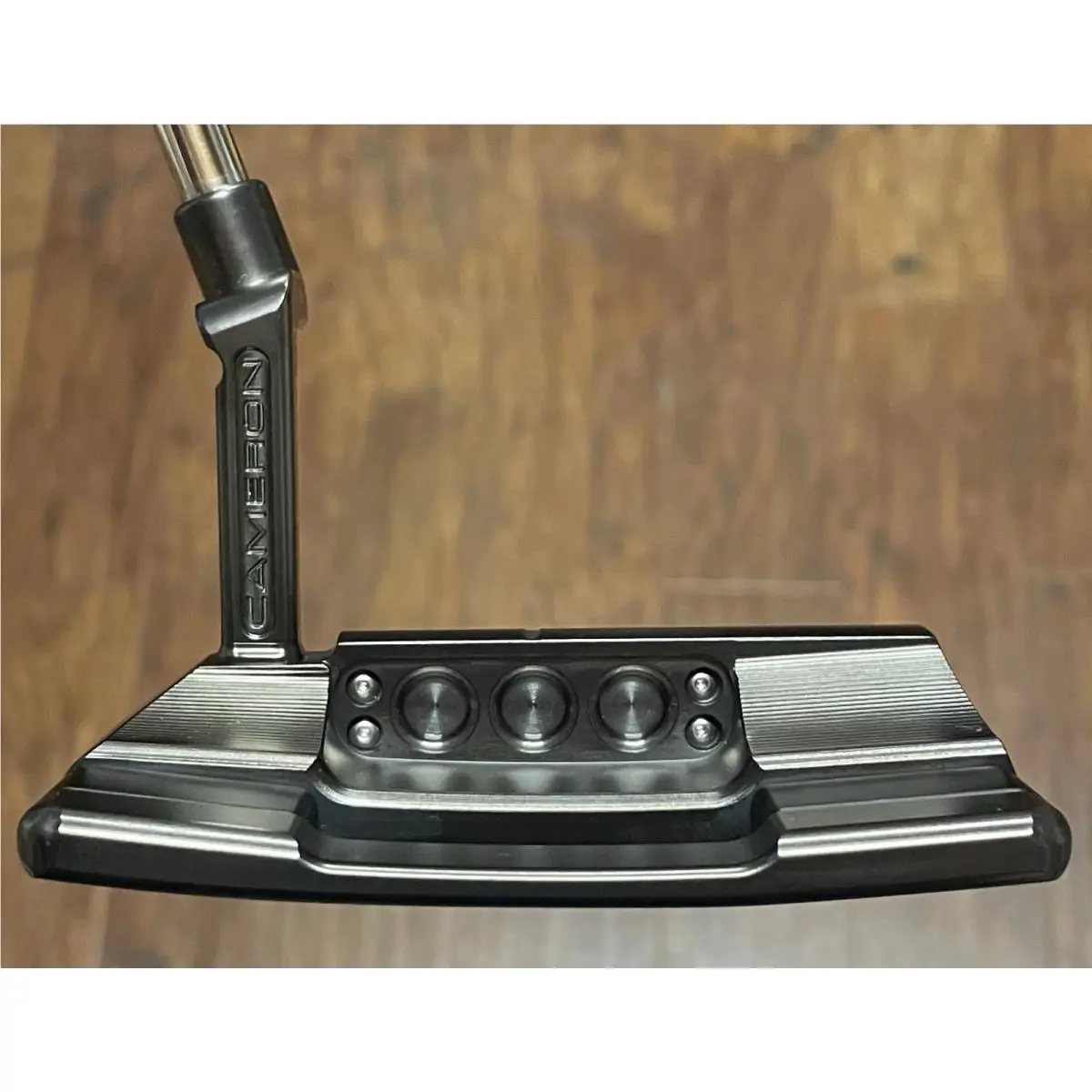 Scotty Cameron  - Studio Style Squareback 2 - 2025 - SCS - Xtreme Dark Finish - DLC - Black, Lie Angle: Black 1