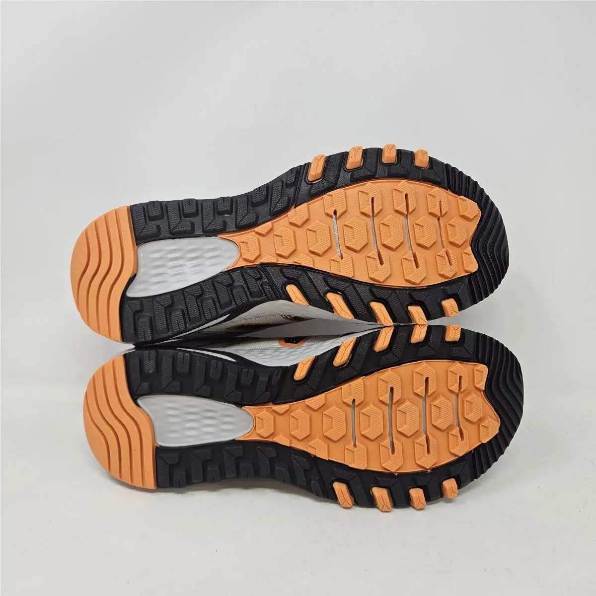 New Balance shoes - New Balance 410v8 - MT410CA8 - Gray (UPC: 197968125255) 1