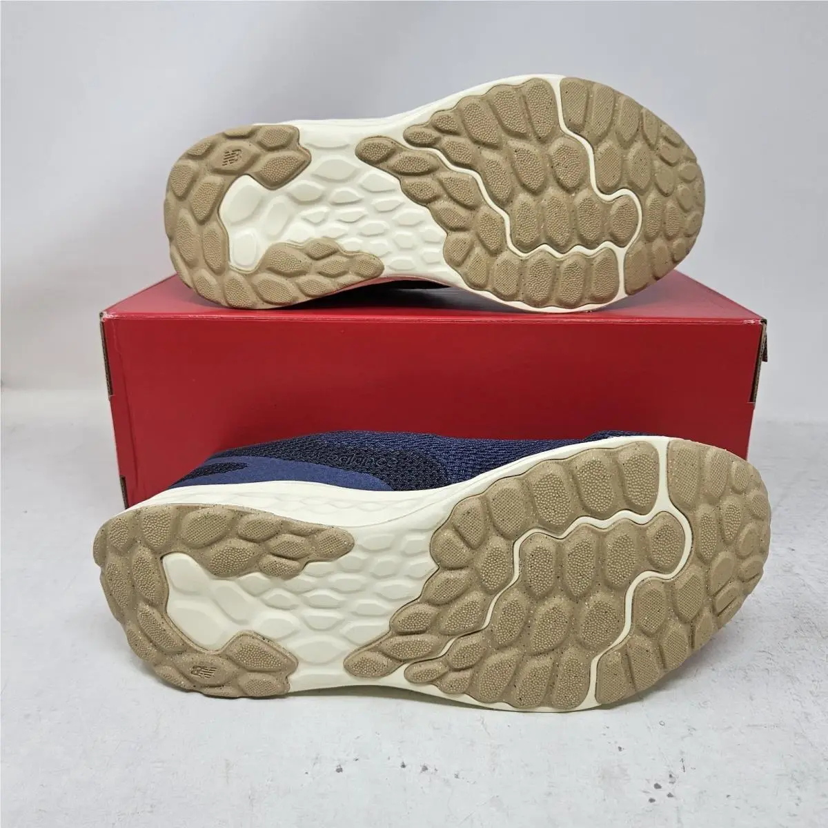 New Balance shoes - New Balance Fresh Foam Arishi V4 - MARISRD4 - Blue Beige (UPC: 197968122148) 1