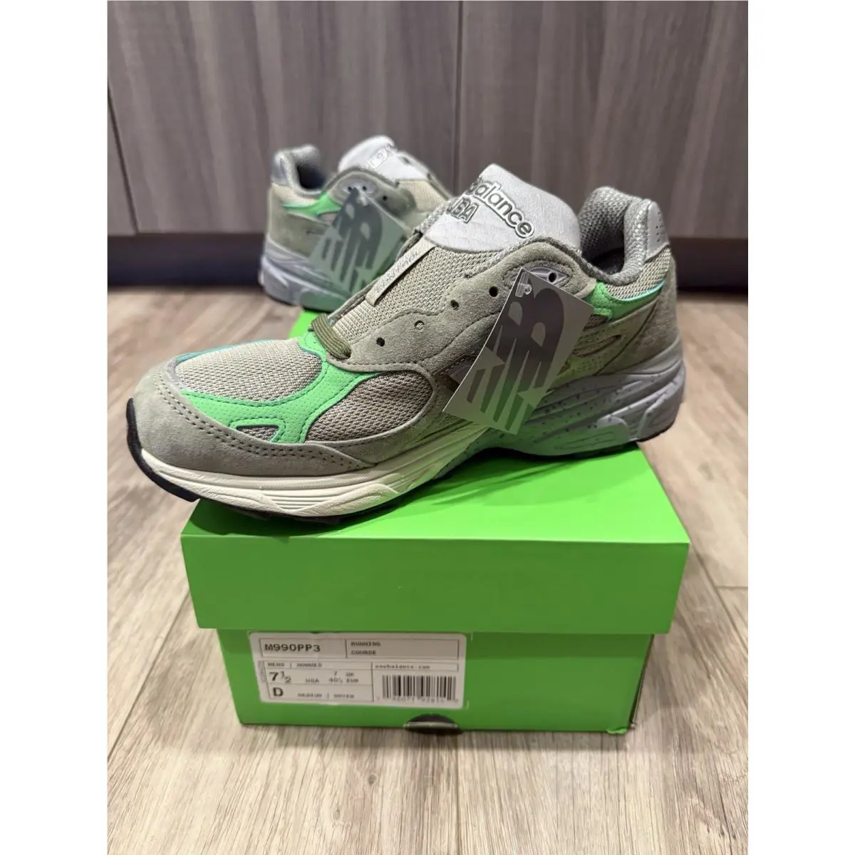 New Balance shoes - New Balance 990v2 - M990PP3 - Green (UPC: 196071928265) 2