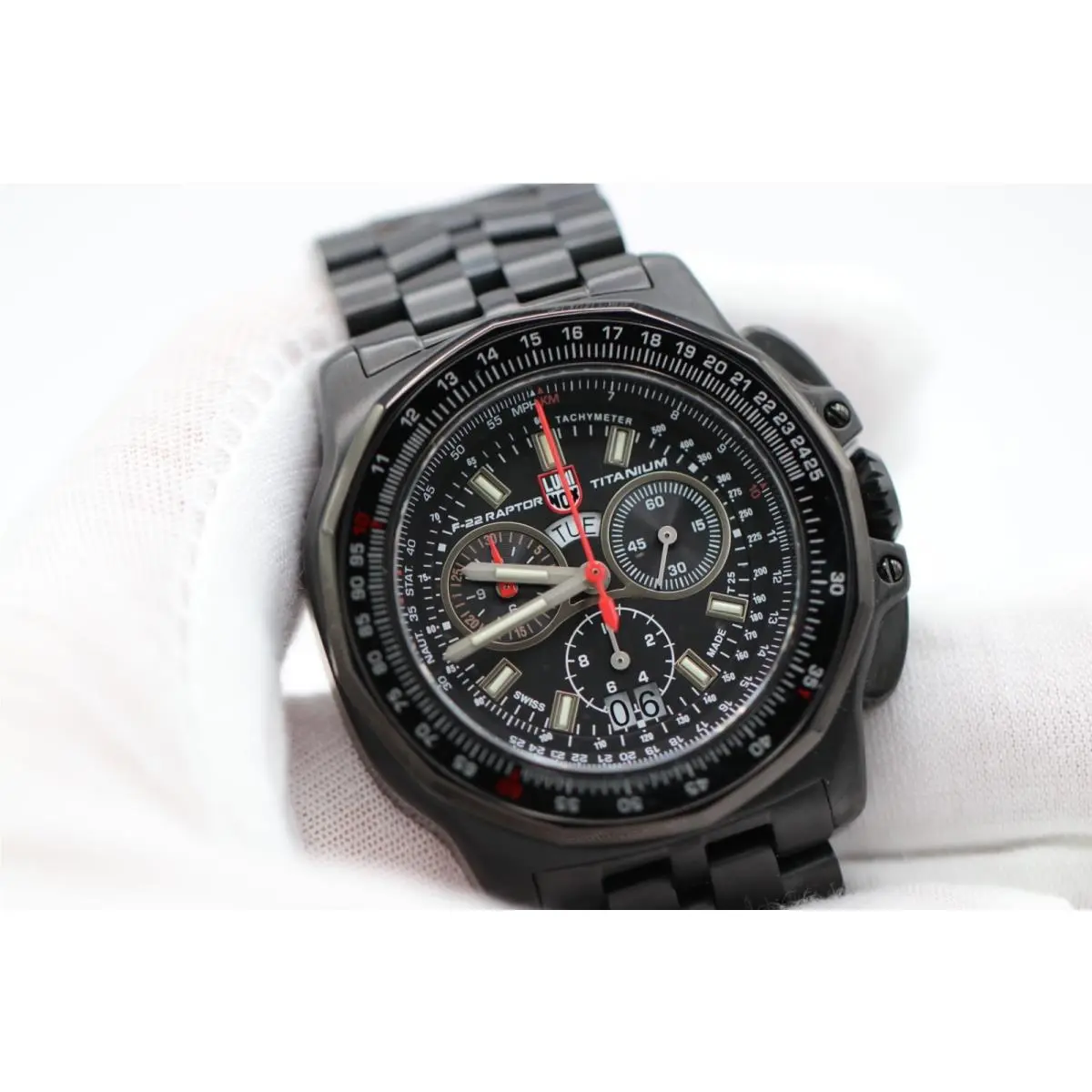 F22 Raptor 44mm Titanium 9270 Series Pilot Watch XA.9272 by Luminox