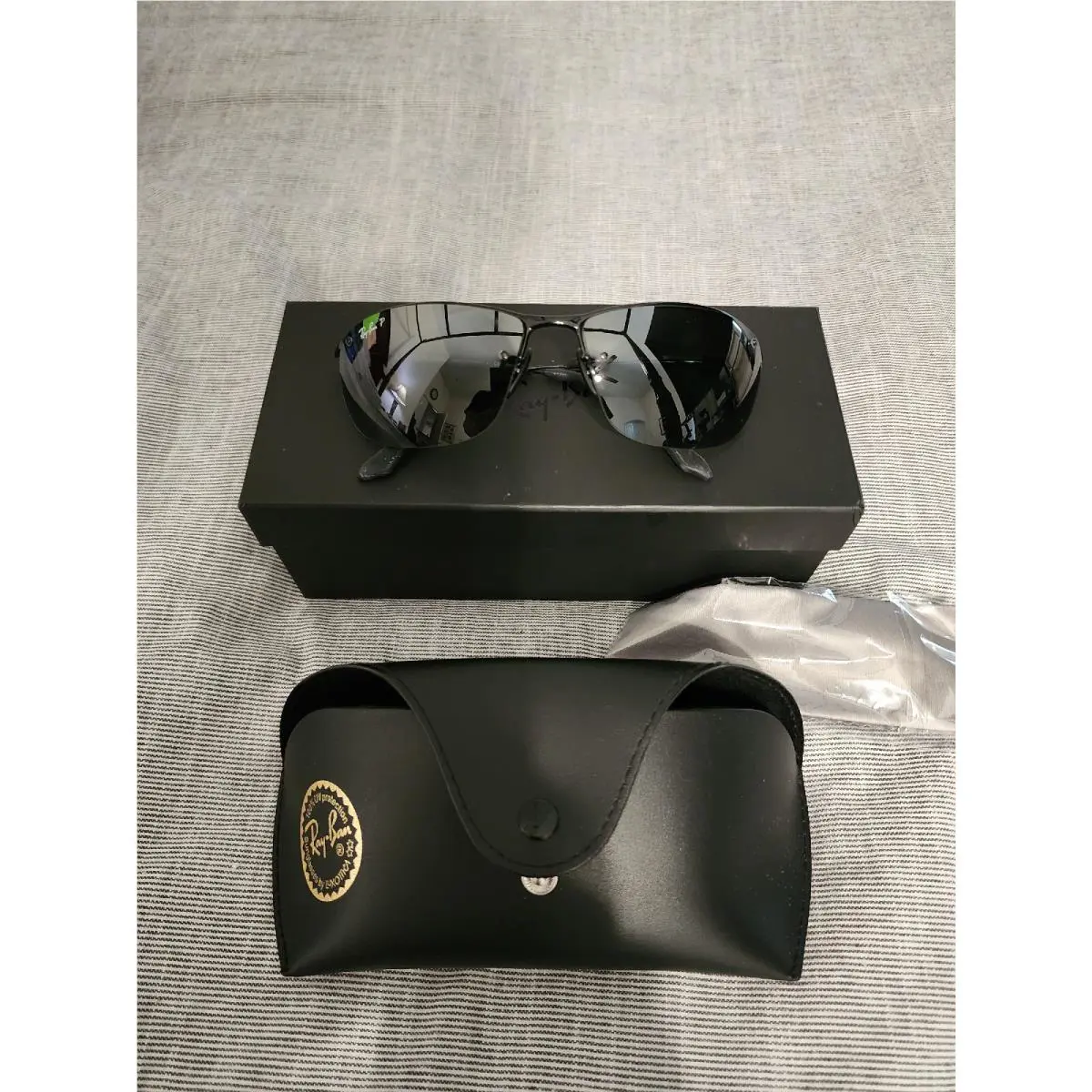 Ray-ban Cateye Polarized Sunglasses Dark Glasses and Black Frame
