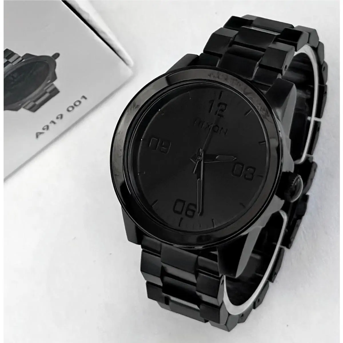 Nixon G.i. SS A919-001 All Black Stainless Steel Bracelet Case 38mm Unisex Watch