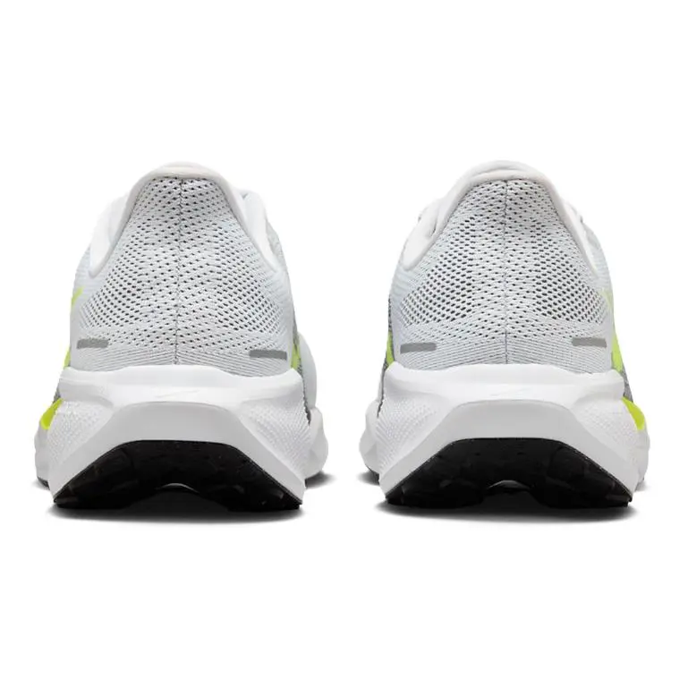 Nike shoes - Volt/White/Black 5